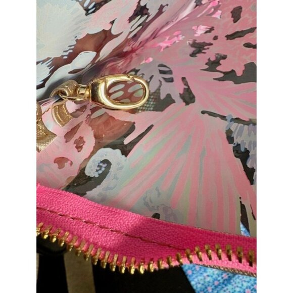 Lilly Pulitzer Beach Day Water Resistant Vinyl Pouch - Splendor in the Sand - Picture 6 of 6